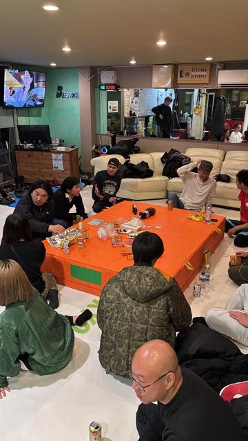 ジムに集まった会員さんたち 13
